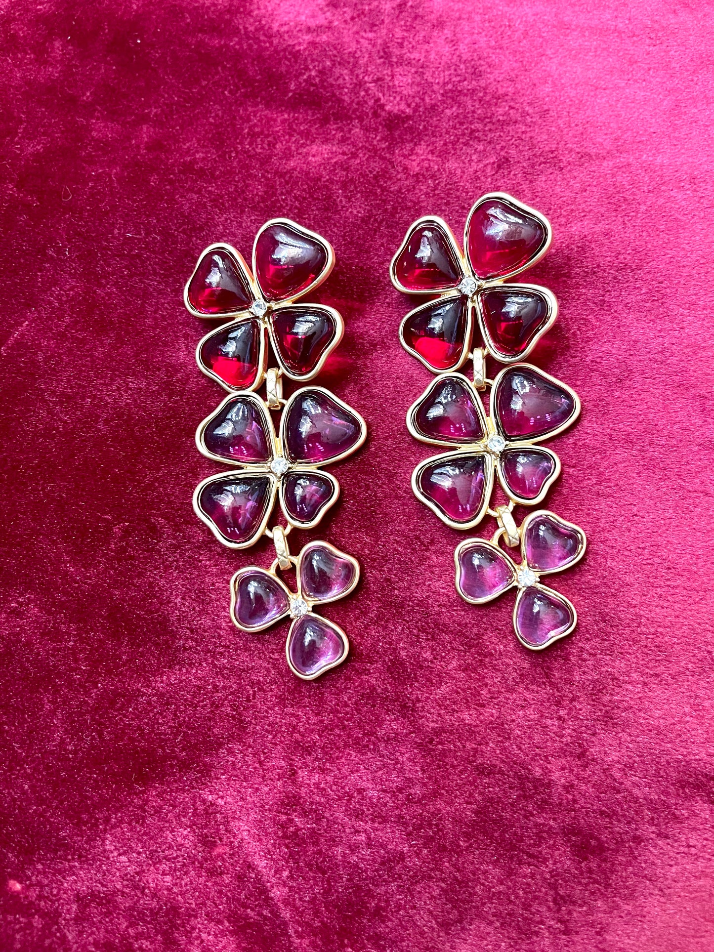 Boucles d'oreilles Trèfle et épingle YSL française émaillée