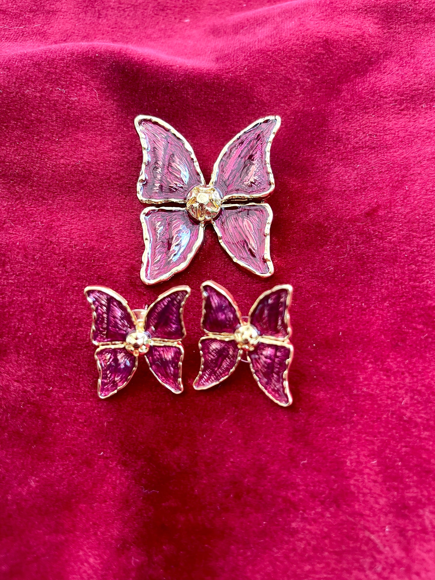 Conjunto de mariposas moradas de diseño vintage remake