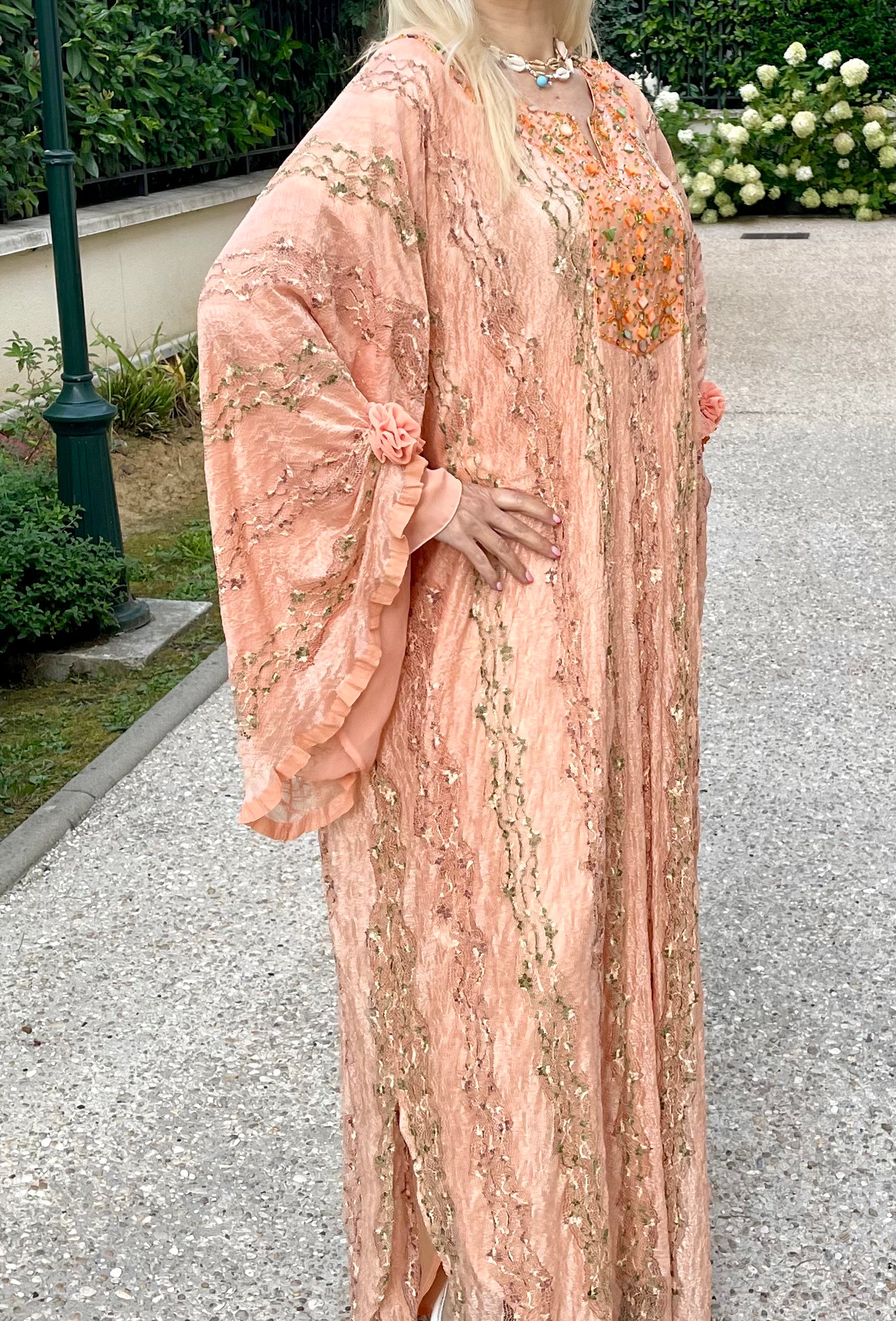Vestido Abaya de encaje de color naranja claro