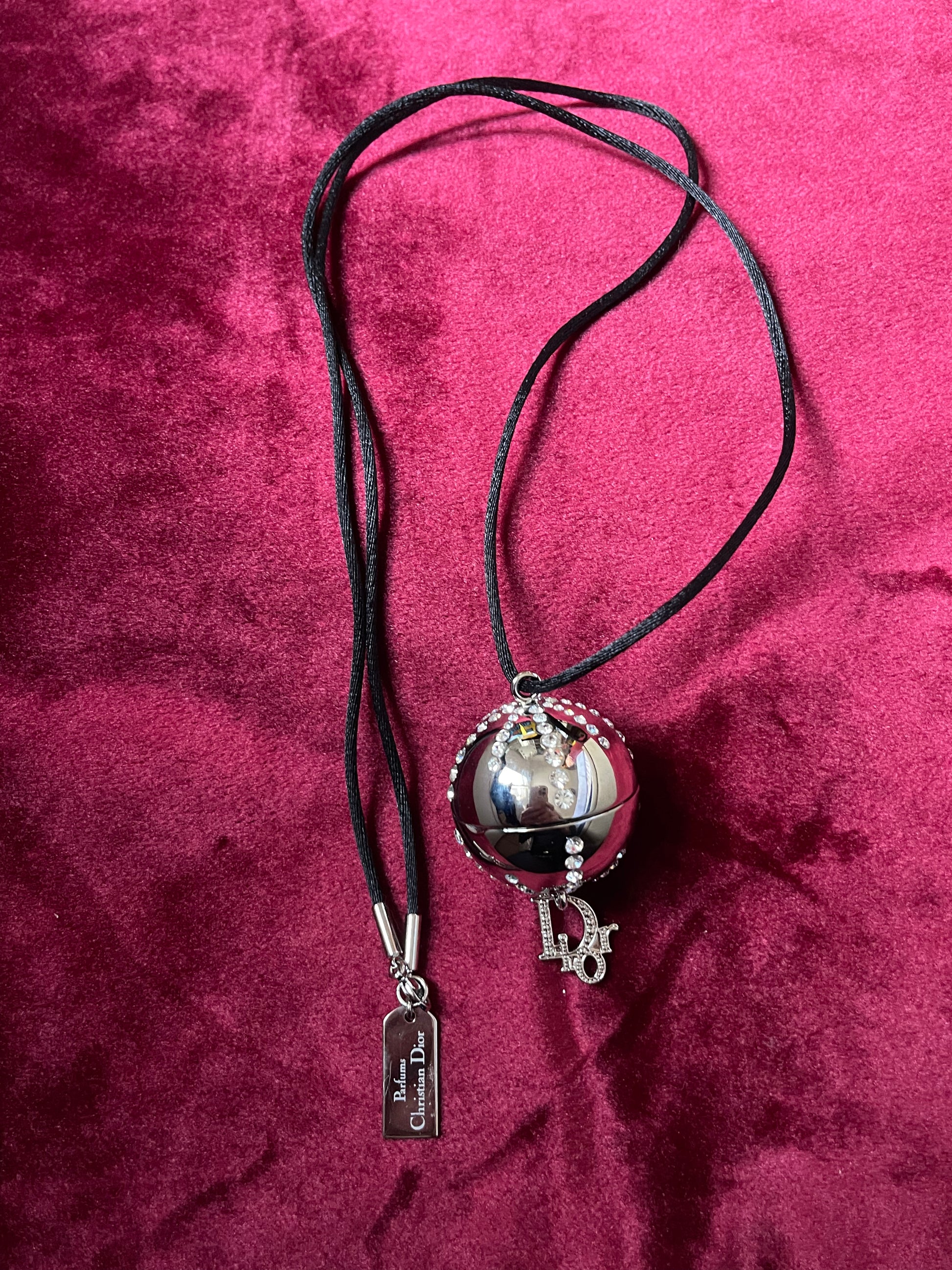 dior cigarette necklace Night Code Silver-Finish Metal, Crystals and Gray Lacquer A celebratory symbol of the Day of the Dead Iann Dior (Cigarette in mouth)