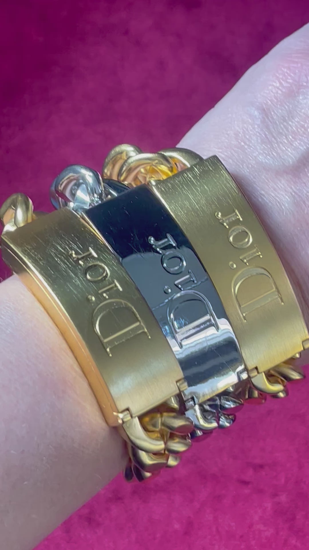 Refurbished Vintage Dior Gourmet Bracelet – Matte 18K Yellow Gold