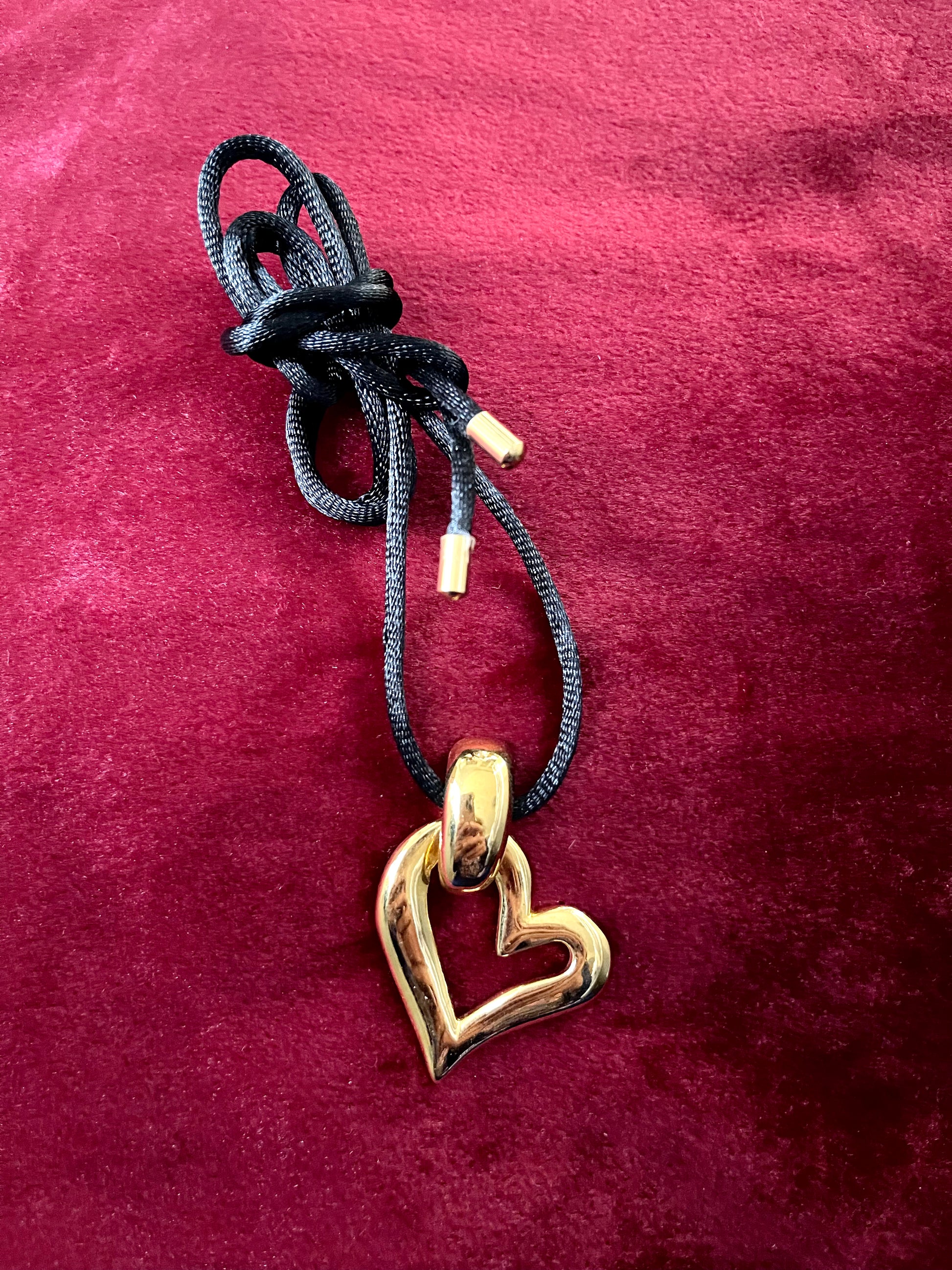 Yves saint laurent pendant hot sale