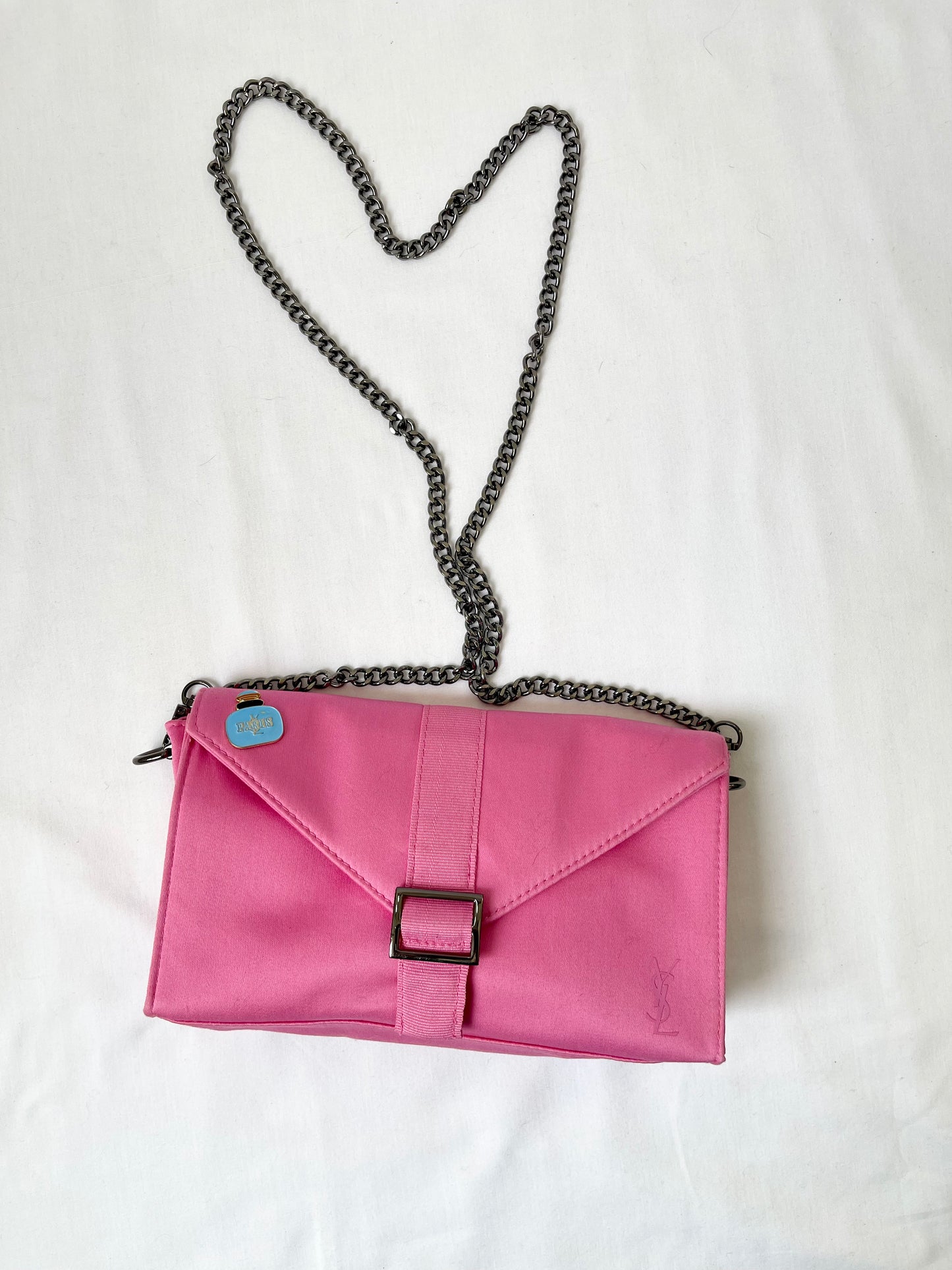 Pochette rose YSL recyclée