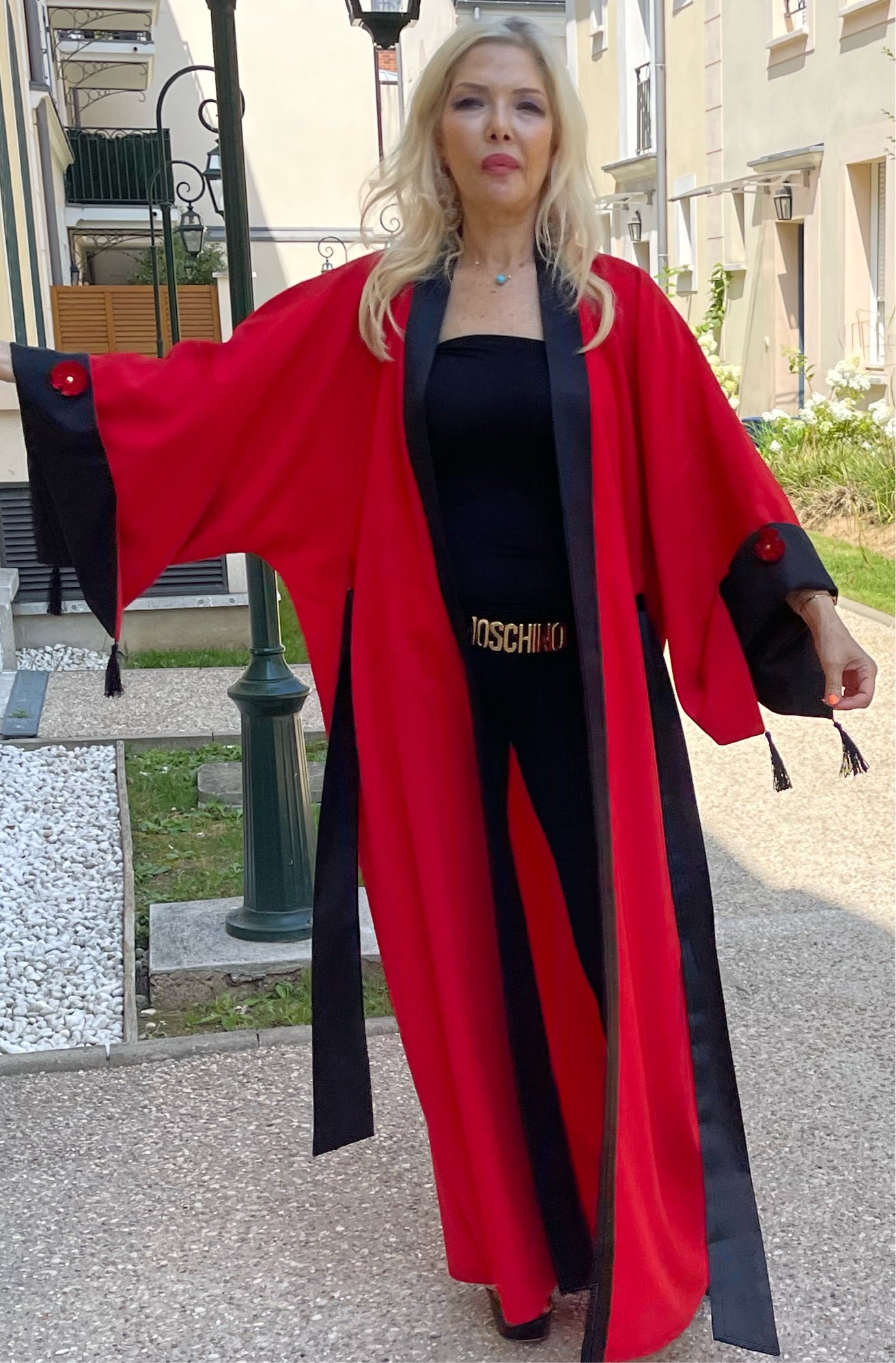 Kimono Abaya rojo hecho a mano