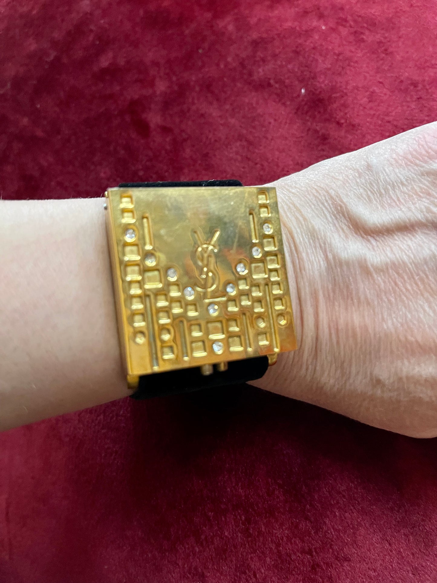 Bracelet mode de Yves Saint Laurent Maquillage