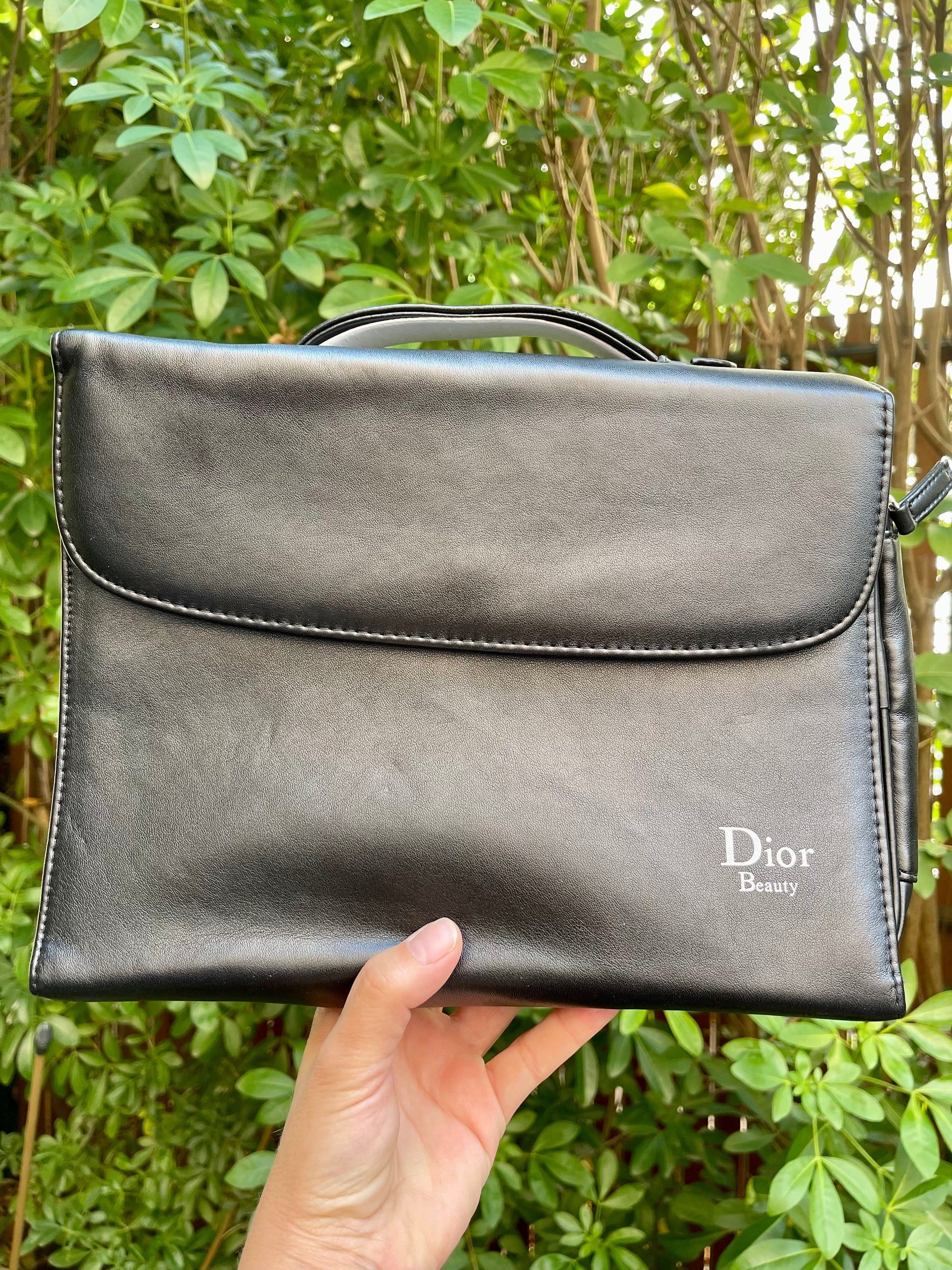 dior travel makeup bag Travel Dior Bag Large Size – UpcycledVintaByRania / ByR